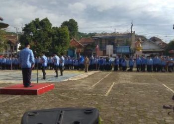 Album Apel Kesadaran Nasional